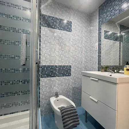 Calu Homes A 5 Minutos De La Estacion Del Tren Apartment Malaga